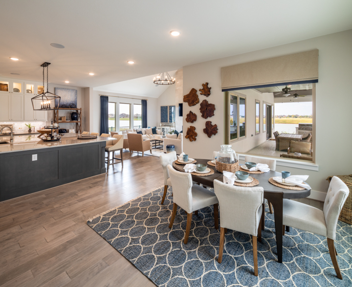 Towne Lake Model 2019 Kitchens Image