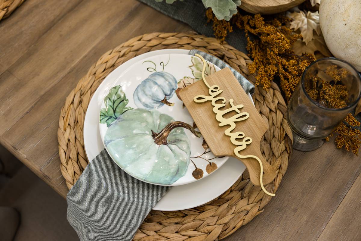 Tips on Designing the Perfect Thanksgiving Tablescape | Partners in ...