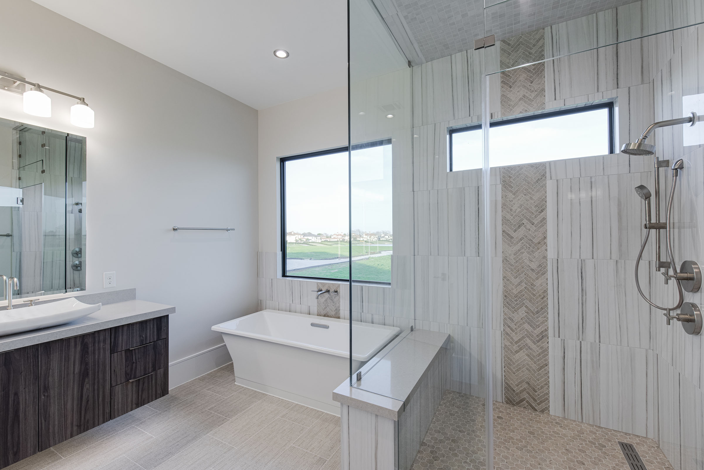 Lakes of Williams Ranch Bathrooms Image